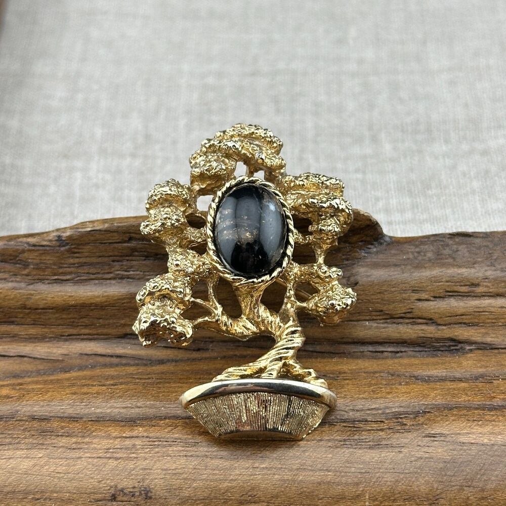 Vintage AMWAY Gold-tone Speckled Black Art Glass Bonsai Tree Pin Brooch 1.75